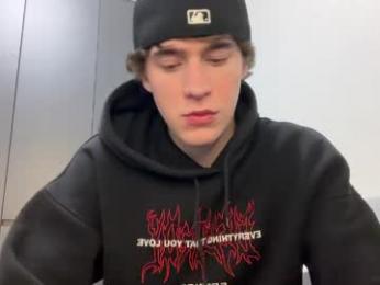 kevin_martin8 — Chaturbate recorded stream image, 04.05.2026 18:00