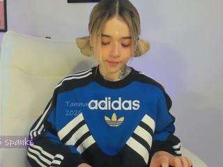 tammara1 — Camsoda recorded stream image, 04.05.2026 19:10