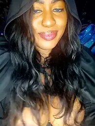 AmazonianMistress — Stripchat recorded stream image, 04.05.2026 22:30