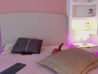 nathalyn-b — Camsoda recorded stream image, 07.05.2026 10:50