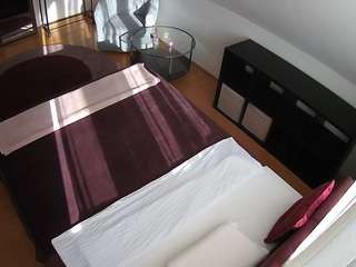 voyeurcam-julmodels-whitebed-2 — Camsoda recorded stream image, 05.05.2026 14:10