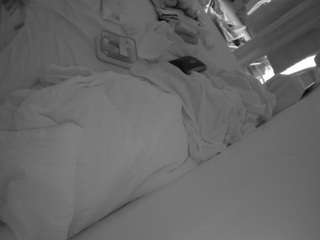voyeurcam-julmodels-whitebed-4 — Camsoda recorded stream image, 05.05.2026 14:10
