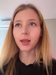 LunaRase — Stripchat recorded stream image, 08.05.2026 06:40