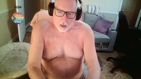 superbearboss — Stripchat recorded stream image, 08.05.2026 17:50