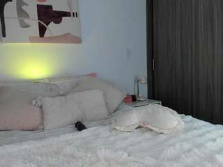 ahinoaa — Camsoda recorded stream image, 09.05.2026 01:00