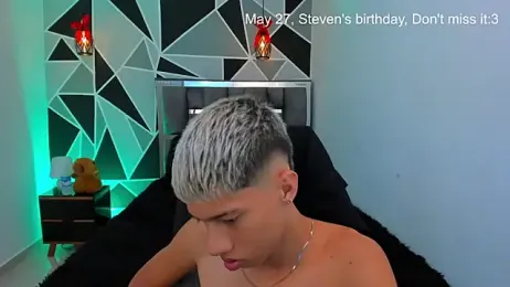 Juan_Nd_Steven — Stripchat recorded stream image, 09.05.2026 02:40