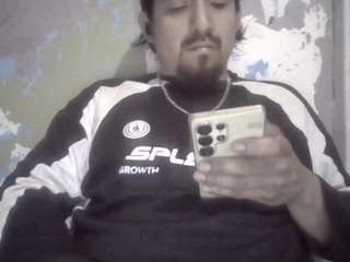 elmonstro690 — Camsoda recorded stream image, 09.05.2026 03:10
