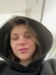 ValenciaShock — Stripchat recorded stream image, 09.05.2026 06:30