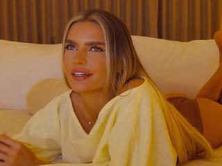 Anais A — Flirt4free recorded stream image, 09.05.2026 06:20