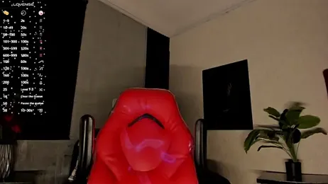 DannSmmith — Stripchat recorded stream image, 10.05.2026 05:00