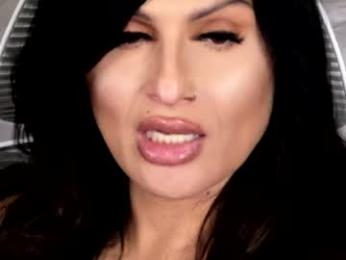 kxaxmichelle — Chaturbate recorded stream image, 11.05.2026 23:10