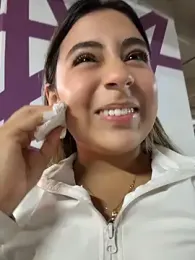 MelodyRey__ — Stripchat recorded stream image, 12.05.2026 03:30