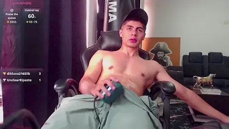 Stiven_CL — Stripchat recorded stream image, 12.05.2026 13:30