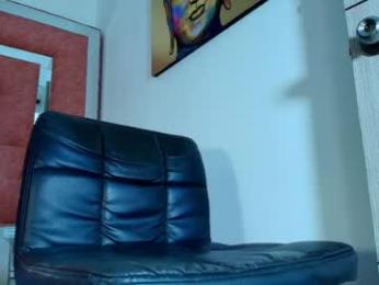 sarawonder69x — Chaturbate recorded stream image, 12.05.2026 15:00