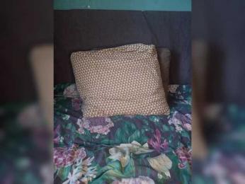 Tanysha-1 — Bongacams recorded stream image, 13.05.2026 04:30