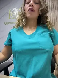 alicee16 — Stripchat recorded stream image, 13.05.2026 10:00