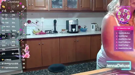 JennaDeluxe — Stripchat recorded stream image, 13.05.2026 12:10