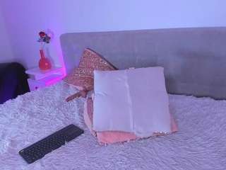 madelanecoote — Camsoda recorded stream image, 13.05.2026 11:30