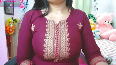 thyAnvi — Stripchat recorded stream image, 13.05.2026 17:40