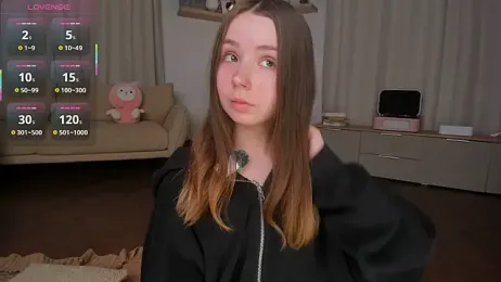 DominikaElis — Stripchat recorded stream image, 13.05.2026 19:20