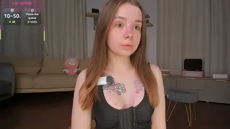 DominikaElis — Stripchat recorded stream image, 13.05.2026 19:20
