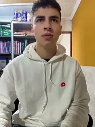 AdrianRinaldi — Stripchat recorded stream image, 14.05.2026 13:50