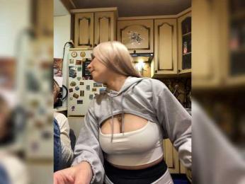 _Magic_ — Bongacams recorded stream image, 15.05.2026 08:40