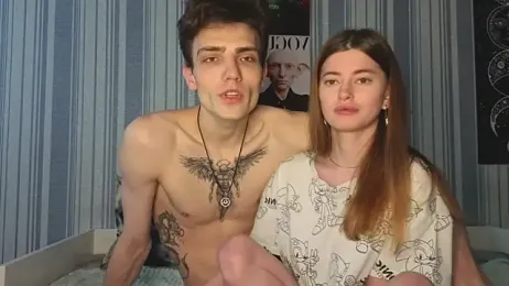 EmiliaCouple — Stripchat recorded stream image, 18.05.2026 11:20