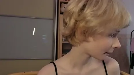 Misska_kek — Stripchat recorded stream image, 19.05.2026 06:50