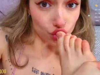 breeding_material — Chaturbate recorded stream image, 19.05.2026 15:30