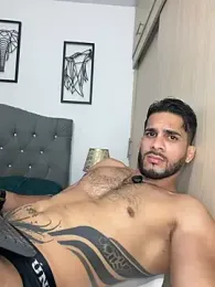 Maximiliano_ford — Stripchat recorded stream image, 20.05.2026 10:50