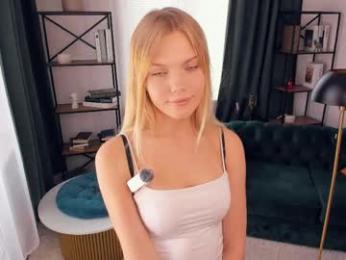 angelinahass — Chaturbate recorded stream image, 20.05.2026 08:30