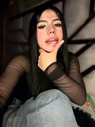 Laura-Khalifa — Stripchat recorded stream image, 21.05.2026 03:20