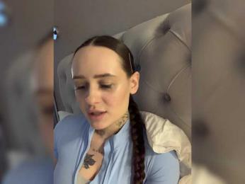 Italianka — Bongacams recorded stream image, 22.05.2026 17:40