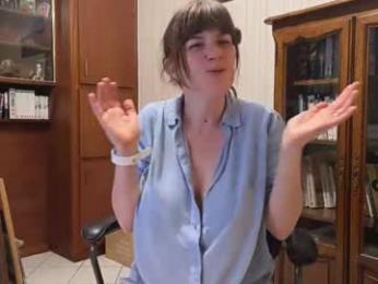 claire_moulin — Chaturbate recorded stream image, 22.05.2026 20:10