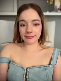 NicoleCut — Stripchat recorded stream image, 23.05.2026 09:00