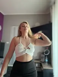 AnastasiaAniess — Stripchat recorded stream image, 23.05.2026 17:20