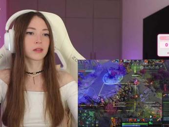 lollipop-o — Bongacams recorded stream image, 23.05.2026 17:10