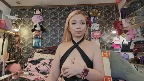 yummymeily — Stripchat recorded stream image, 24.05.2026 14:10