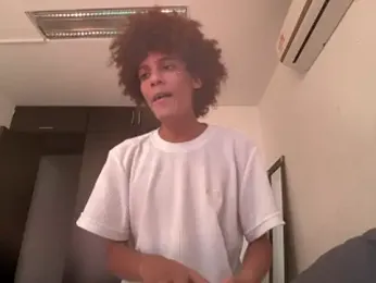 Max_Rain — Stripchat recorded stream image, 24.05.2026 18:20