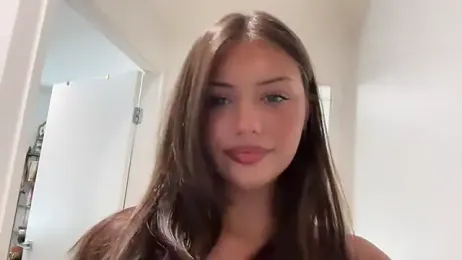 cassiess1 — Stripchat recorded stream image, 25.05.2026 02:10
