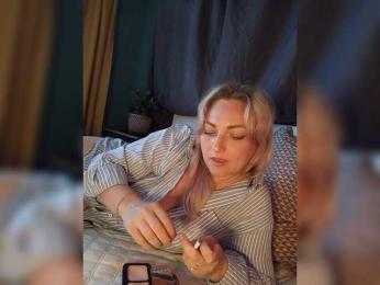 Tanysha-1 — Bongacams recorded stream image, 25.05.2026 04:30