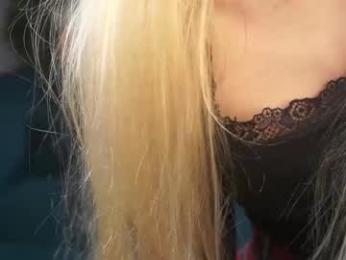 little_poetry — Chaturbate recorded stream image, 25.05.2026 08:30