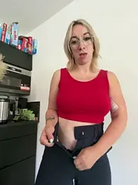 Giuliana_baby — Stripchat recorded stream image, 26.05.2026 11:50