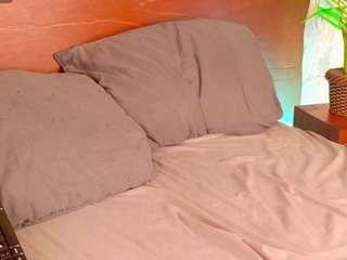 alison-mooon — Camsoda recorded stream image, 26.05.2026 22:30