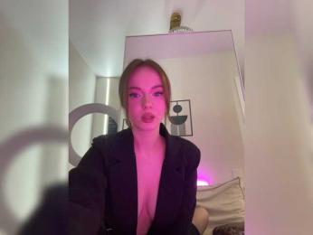 OlivkaVif — Bongacams recorded stream image, 29.05.2026 12:20