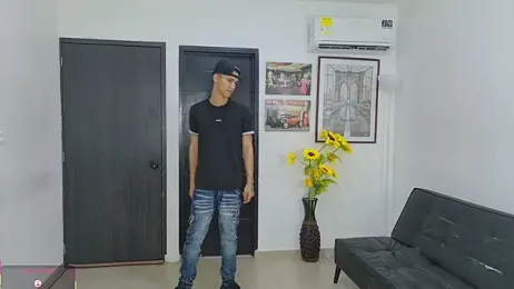 Voyeurism_guyss — Stripchat recorded stream image, 31.05.2026 22:10