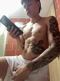 Handsome_boys69 — Stripchat recorded stream image, 03.06.2026 02:50