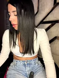 Laura-Khalifa — Stripchat recorded stream image, 03.06.2026 06:20