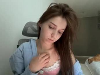 monnymoonn — Chaturbate recorded stream image, 04.06.2026 07:50